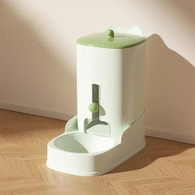 Large Capacity Pet Water Feeder